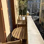 Au Passage Nicois Lägenhet